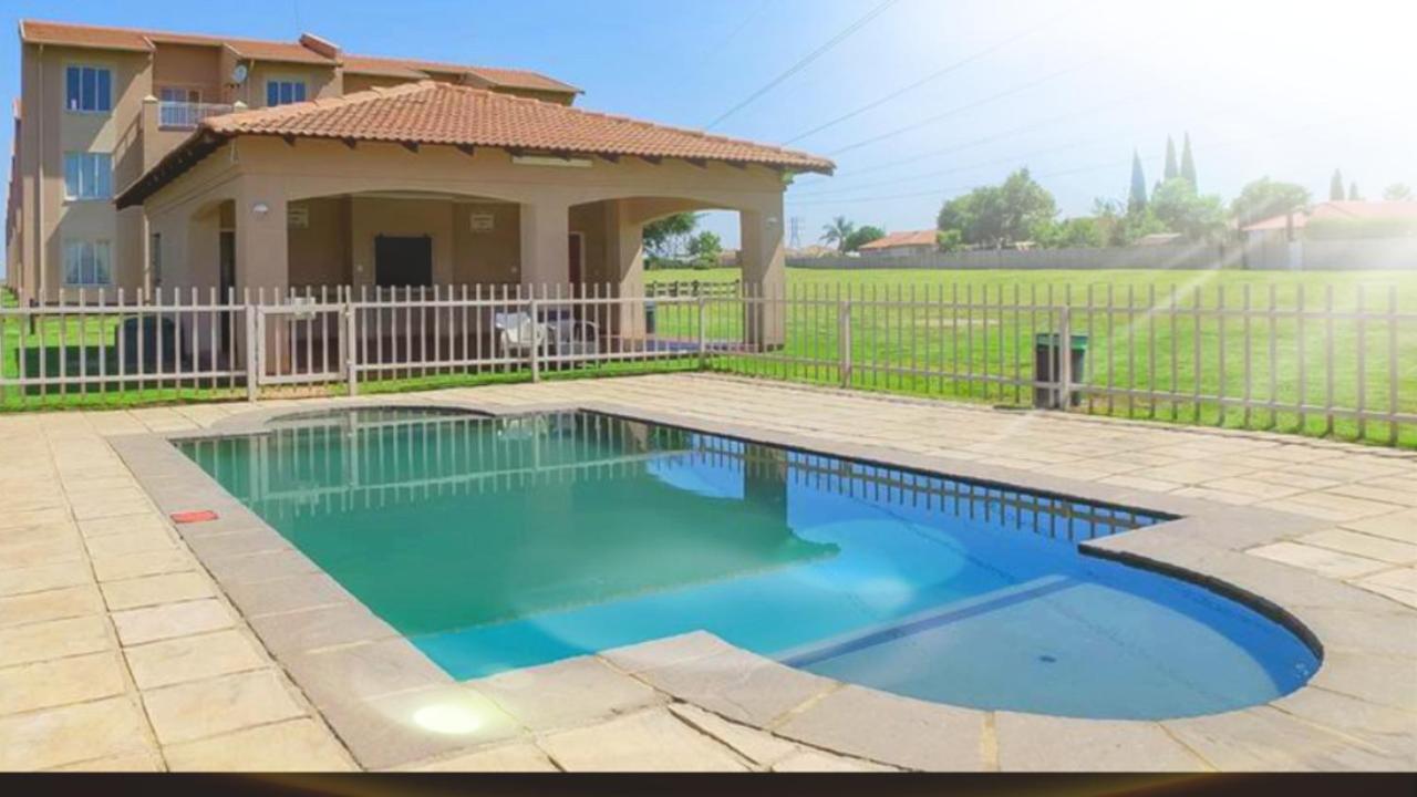 Caza Blanca Apartments Boksburg Eksteriør bilde
